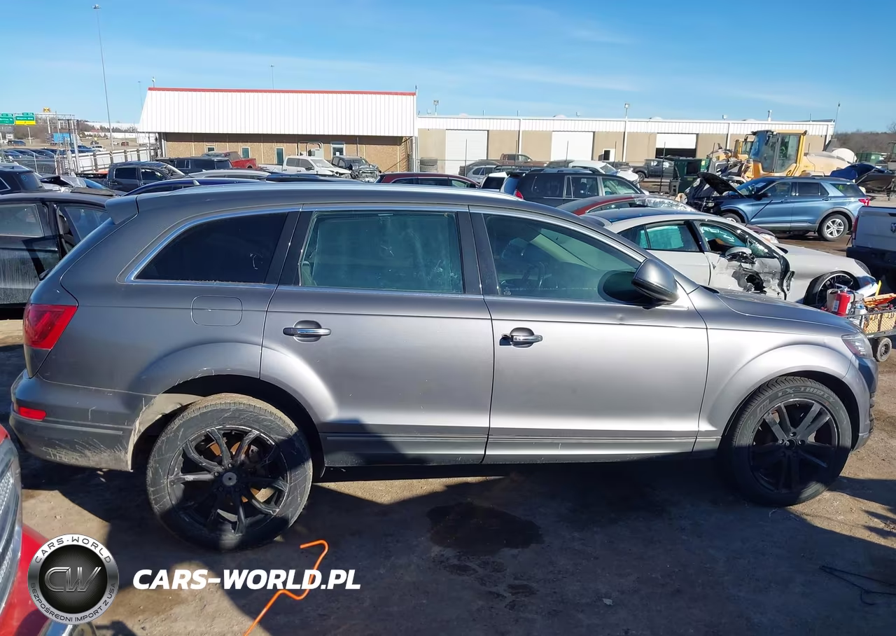 2015 Audi Q7 3.0T Premium VIN:WA1LGAFE0FD020407 - 13