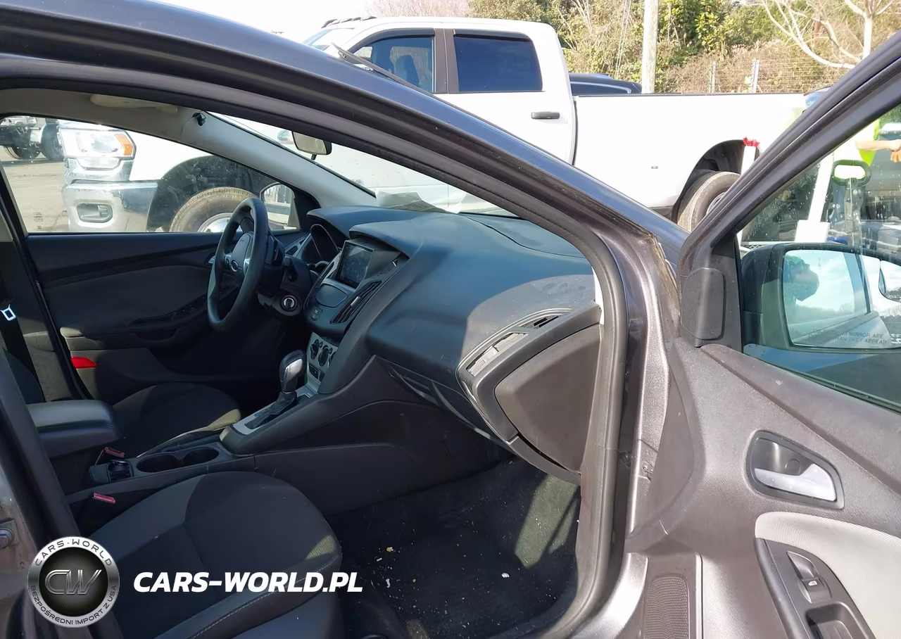 2013 Ford Focus Se VIN:1FADP3F20DL279354 - 5
