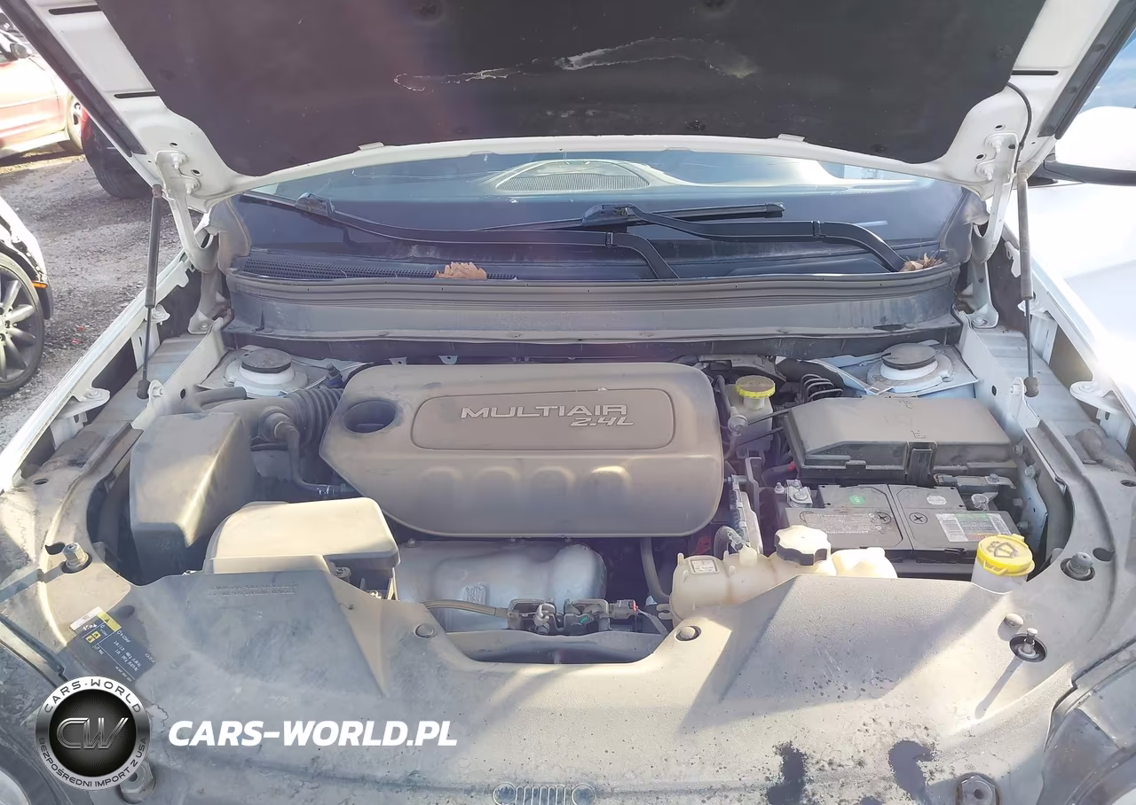 2019 Jeep Cherokee Latitude Plus Fwd VIN:1C4PJLLB3KD204989 - 10