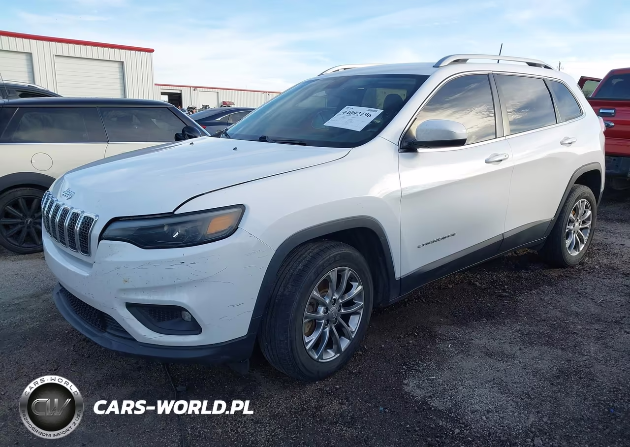 2019 Jeep Cherokee Latitude Plus Fwd VIN:1C4PJLLB3KD204989 - 2