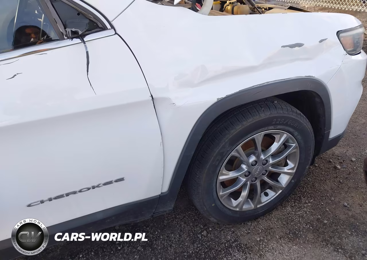 2019 Jeep Cherokee Latitude Plus Fwd VIN:1C4PJLLB3KD204989 - 6