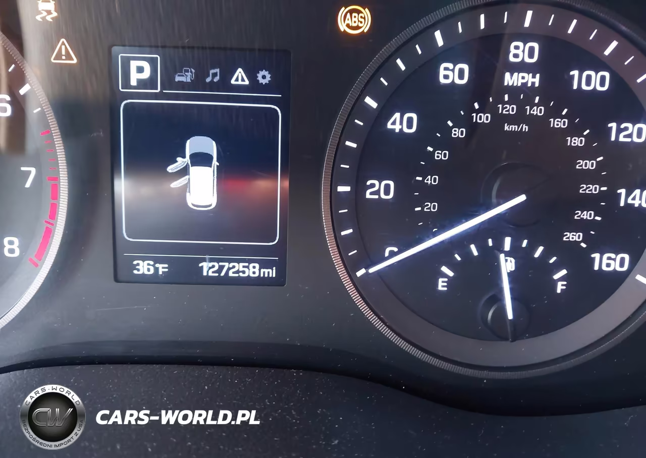2018 Hyundai Tucson Se VIN:KM8J23A43JU768109 - 16
