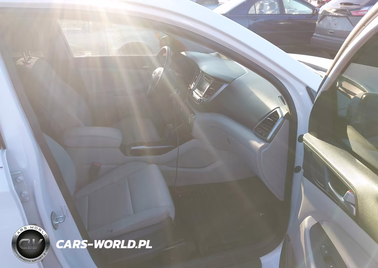 2018 Hyundai Tucson Se VIN:KM8J23A43JU768109 - 5