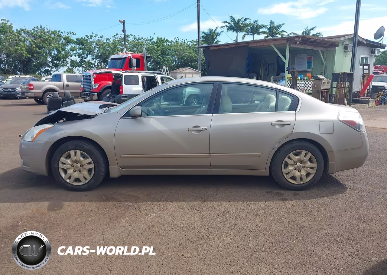 2011 Nissan Altima 2.5 S VIN:1N4AL2AP3BN510776 - 14