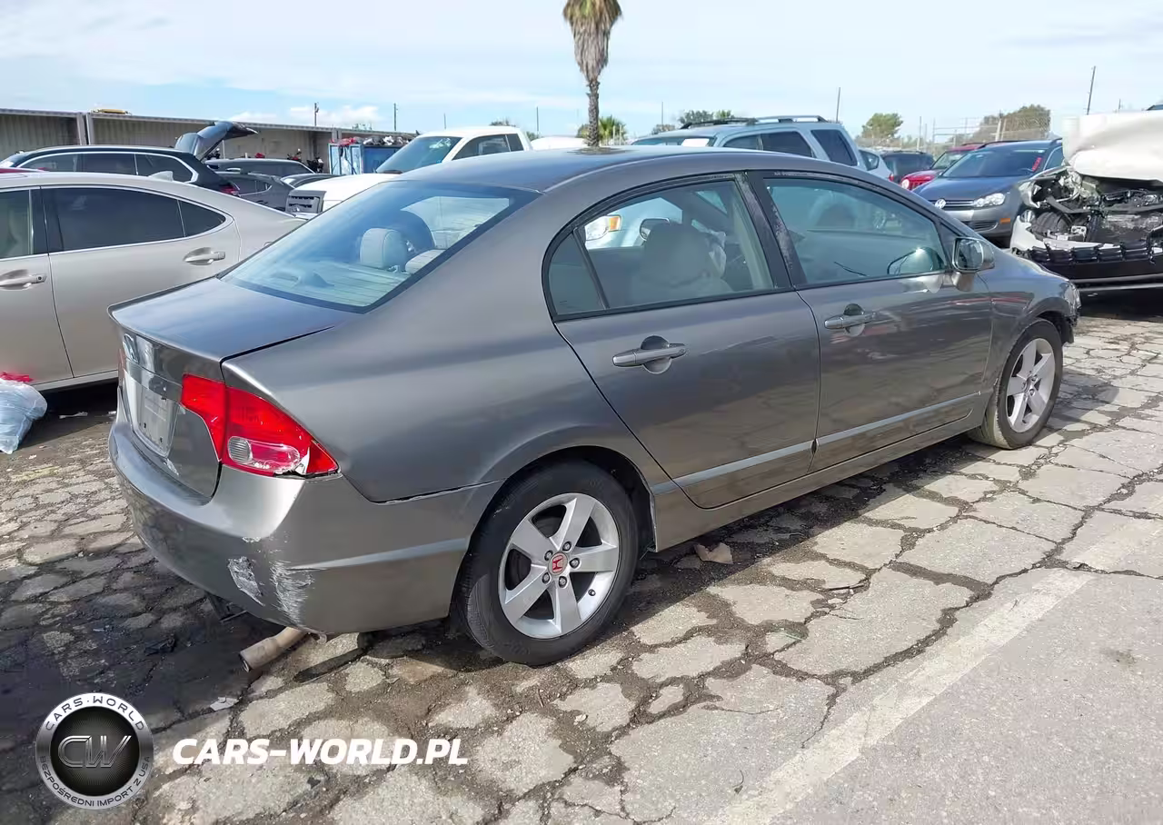 2008 Honda Civic Lx VIN:2HGFA16518H345501 - 4