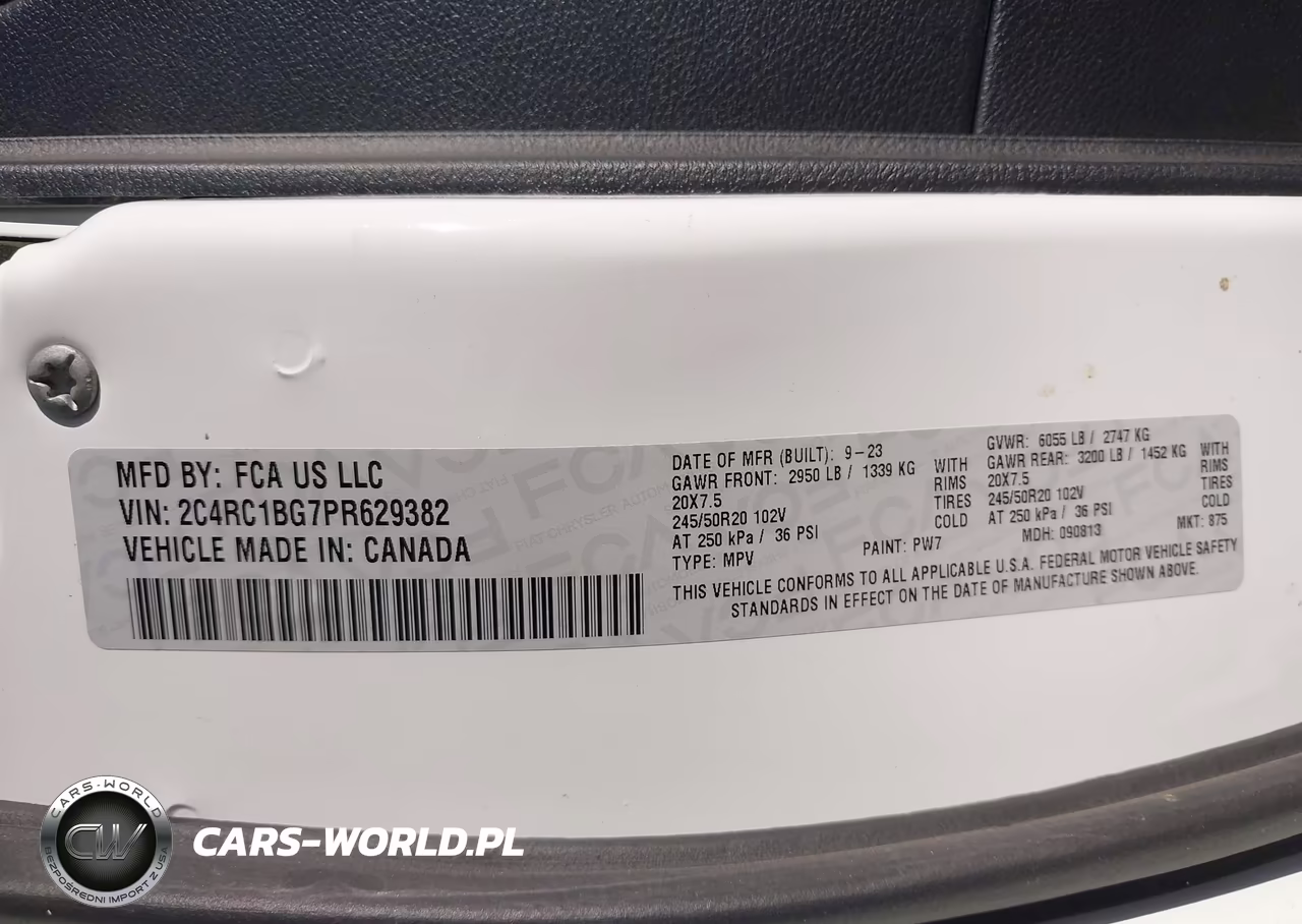 2023 Chrysler Pacifica Touring L VIN:2C4RC1BG7PR629382 - 9