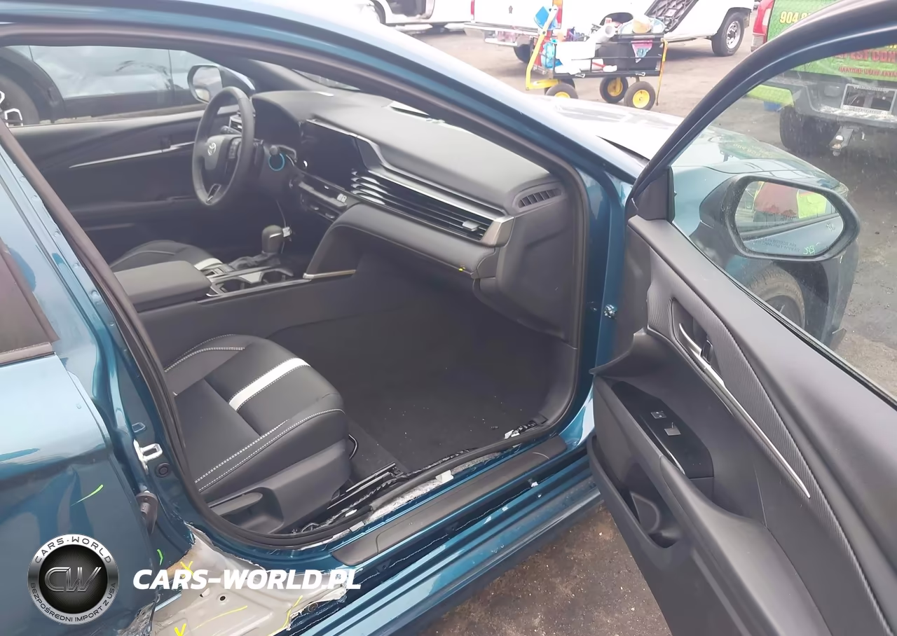 2026 Toyota Camry Se VIN:4T1DAACK3TU229945 - 5