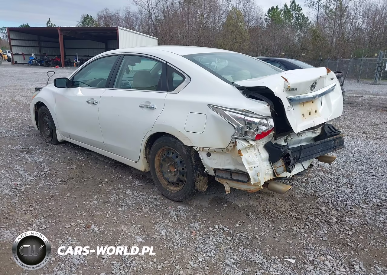 2015 Nissan Altima 2.5 S VIN:1N4AL3AP5FN864293 - 3