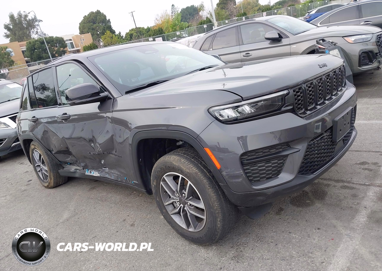 2025 Jeep Grand Cherokee Altitude 4X2