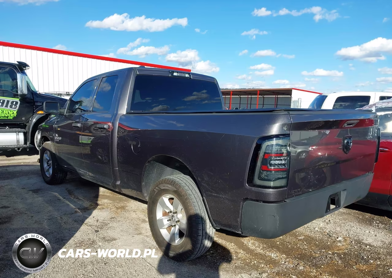 2019 Ram 1500 Classic Tradesman 4X2 6'4 Box VIN:1C6RR6FG0KS590560 - 3