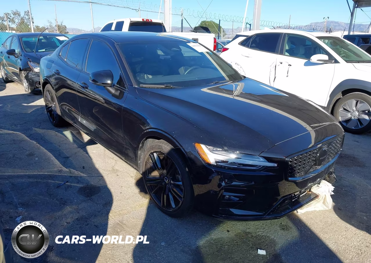 2024 Volvo S60 B5 Plus Black Edition
