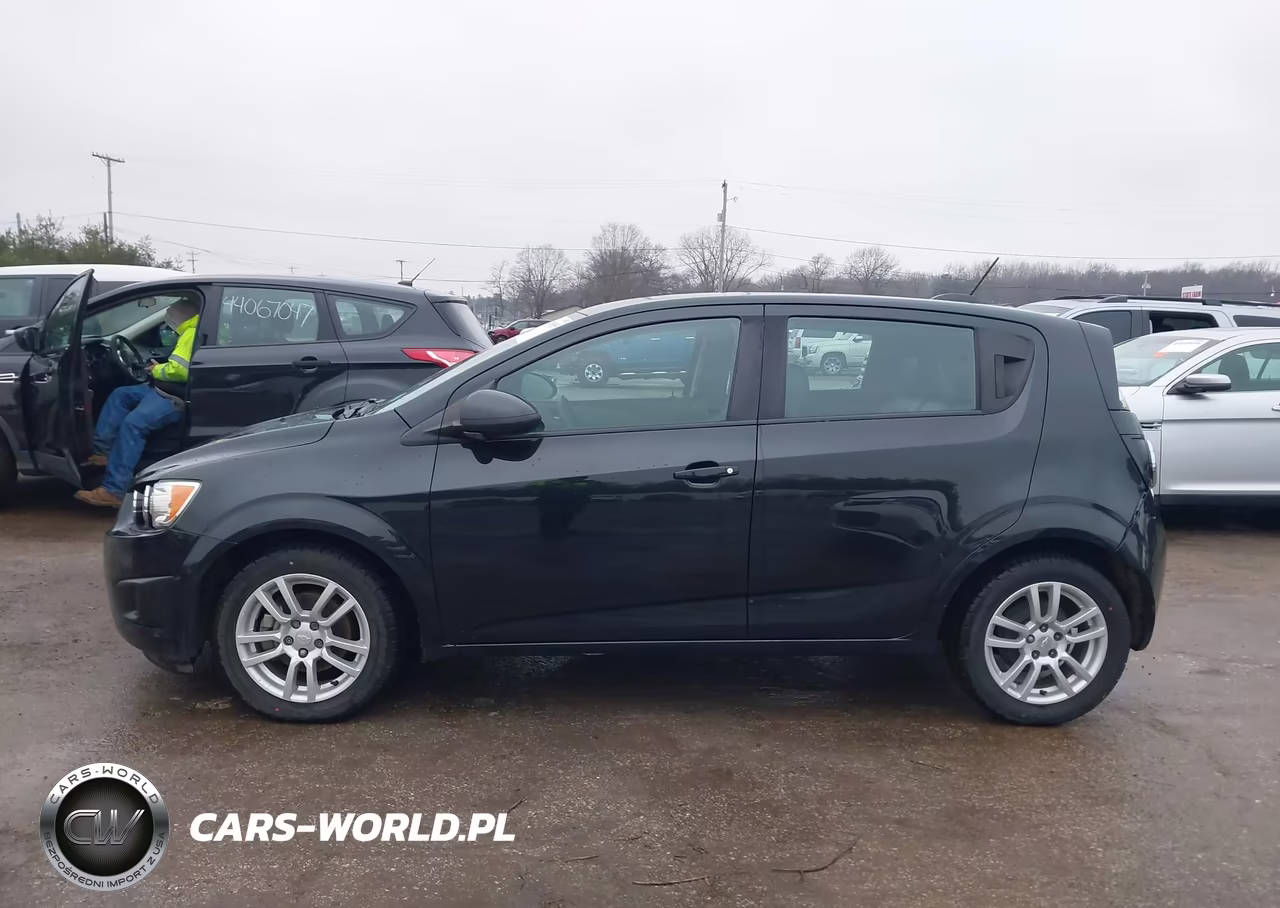 2015 Chevrolet Sonic Lt Auto VIN:1G1JC6SB8F4114691 - 15