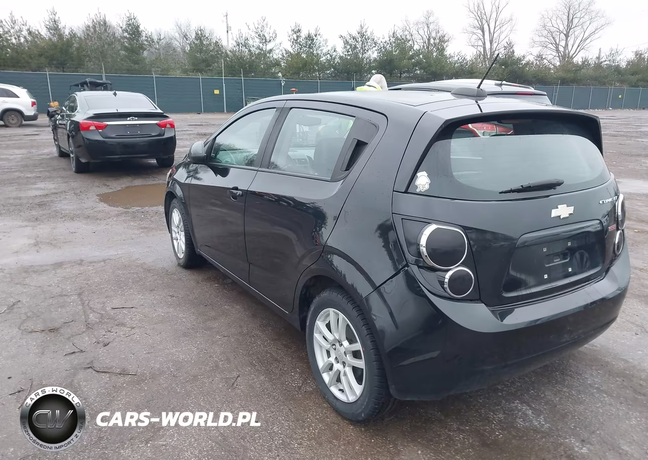 2015 Chevrolet Sonic Lt Auto VIN:1G1JC6SB8F4114691 - 3