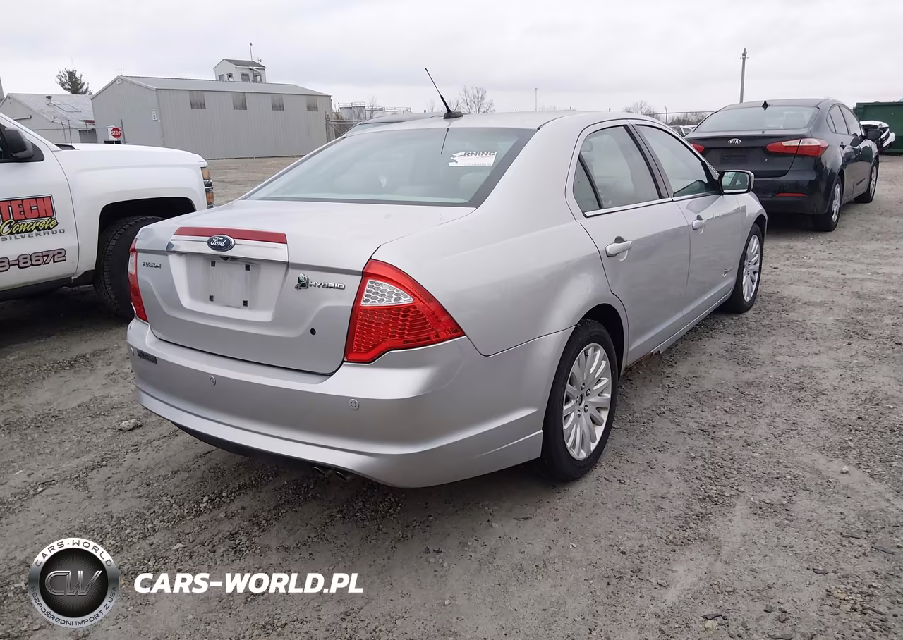 2010 Ford Fusion Hybrid VIN:3FADP0L34AR144693 - 4