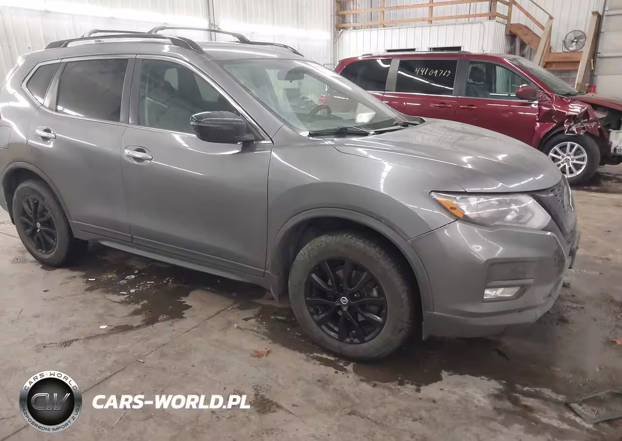 2018 Nissan Rogue Sv