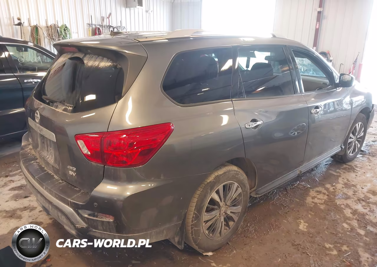 2017 Nissan Pathfinder Sv VIN:5N1DR2MM0HC693805 - 4