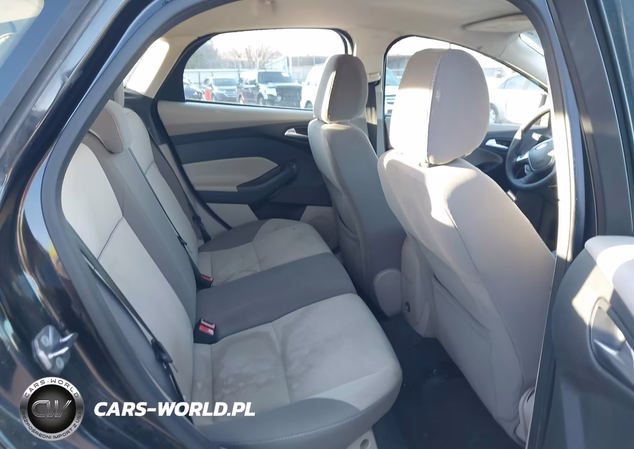 2013 Ford Focus Se VIN:1FADP3K25DL135885 - 8