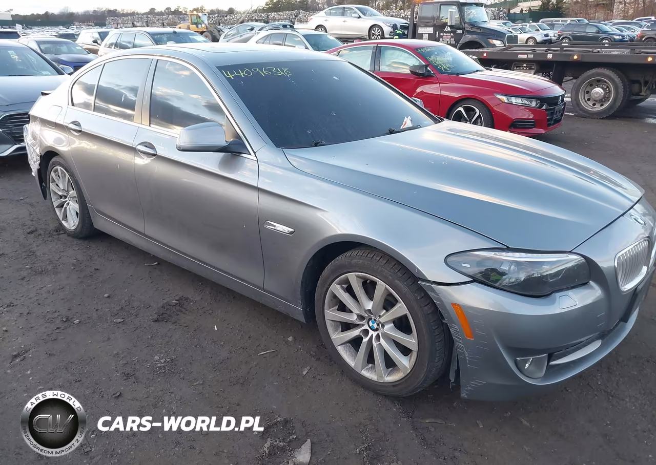 2013 BMW 528I xDrive