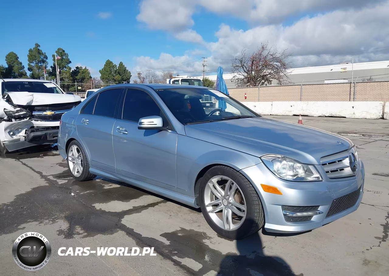 2013 Mercedes-Benz C 250 Sport