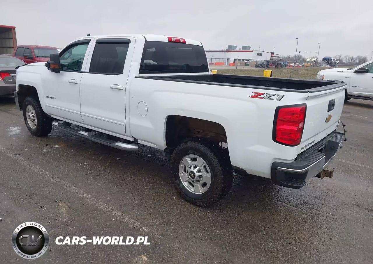 2018 Chevrolet Silverado 2500Hd Lt VIN:1GC1KVEG5JF206723 - 3