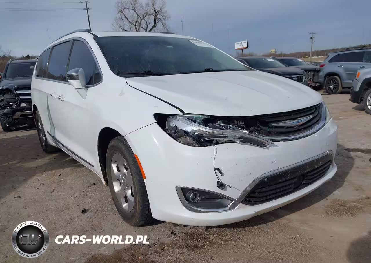 2018 Chrysler Pacifica Hybrid Limited