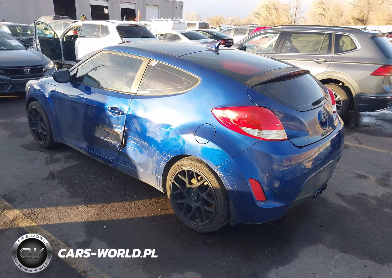 2016 Hyundai Veloster VIN:KMHTC6ADXGU289234 - 3