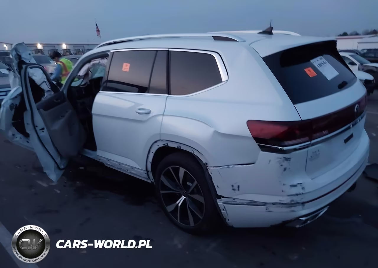 2026 Volkswagen Atlas Sel Premium R-Line VIN:1V2FN2CA0TC517117 - 3