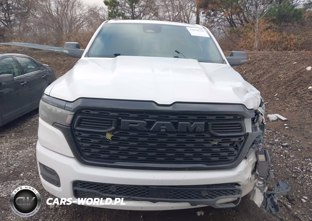 2025 Ram 1500 Big Horn 4X4 5'7 Box VIN:1C6SRFFPXSN509192 - 12
