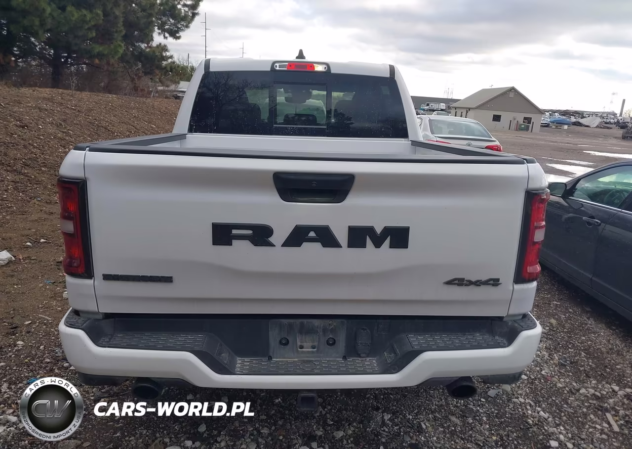 2025 Ram 1500 Big Horn 4X4 5'7 Box VIN:1C6SRFFPXSN509192 - 16