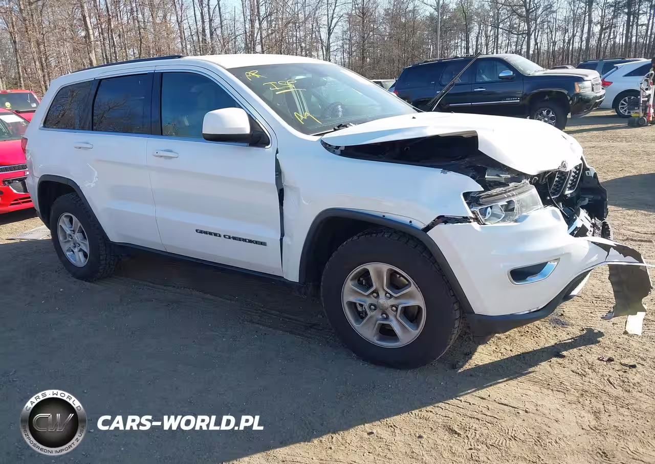 2017 Jeep Grand Cherokee Laredo 4X2