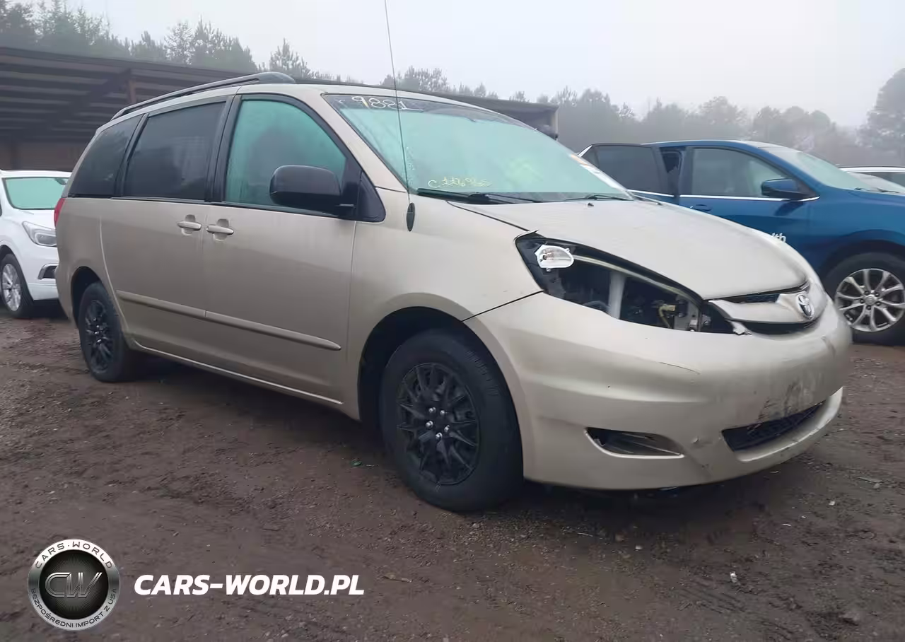 2010 Toyota Sienna Le