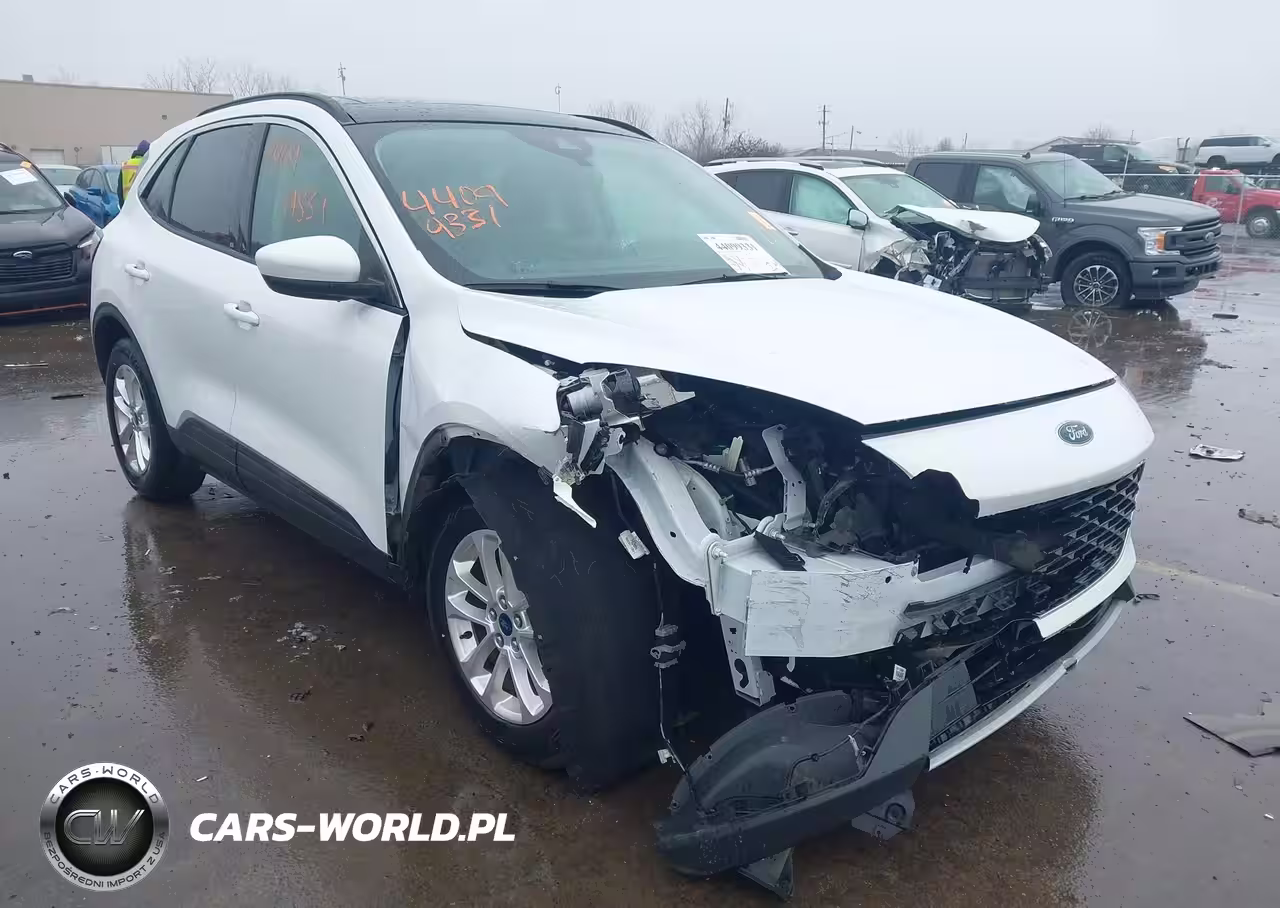 2020 Ford Escape Se