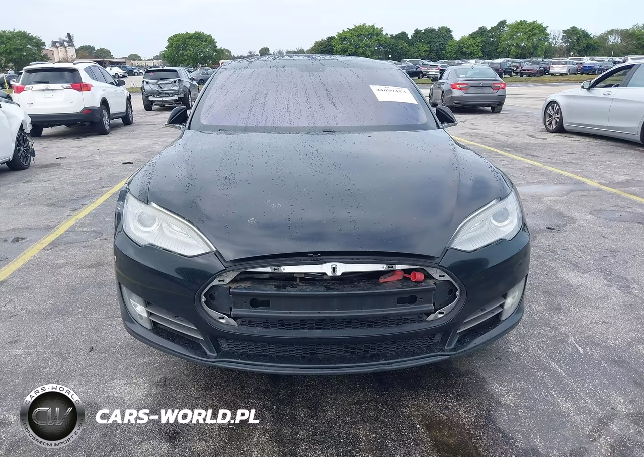 2013 Tesla Model S VIN:5YJSA1DN0DFP12081 - 6