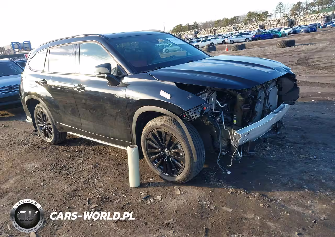 2025 Toyota Highlander Xse