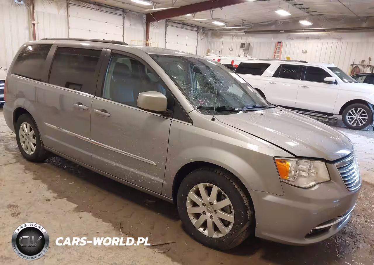 2015 Chrysler Town & Country Touring