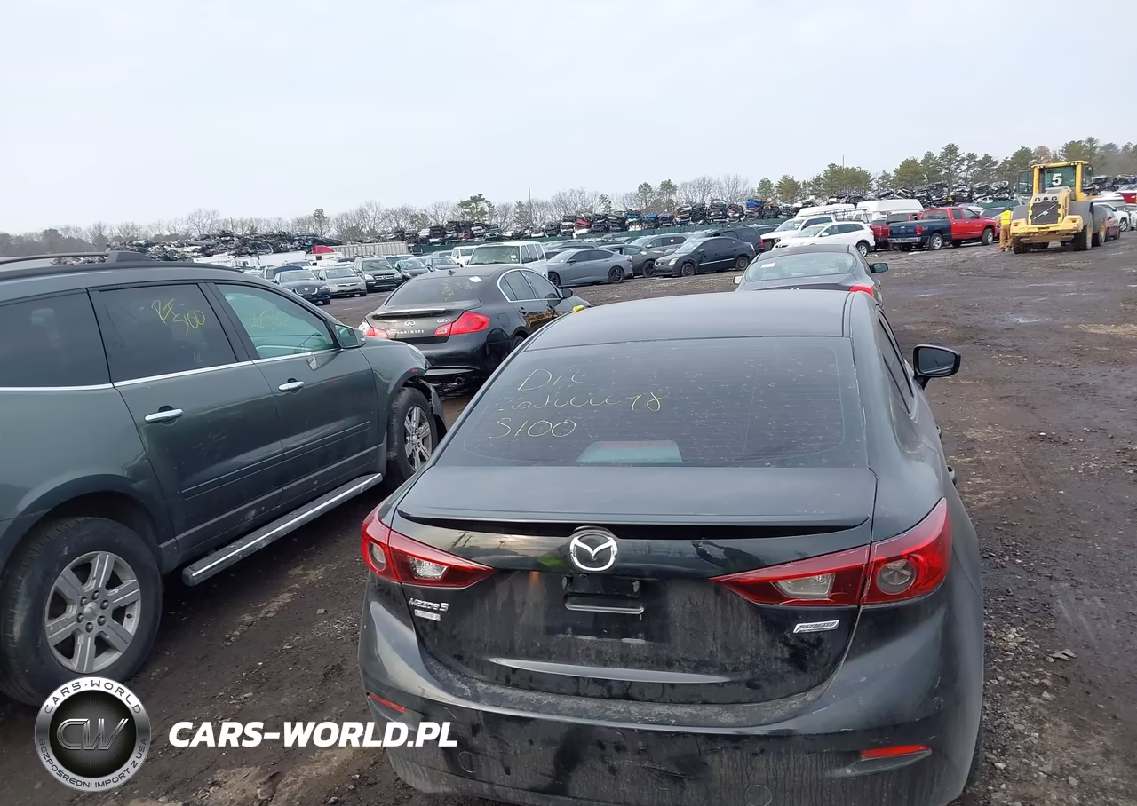 2018 Mazda Mazda3 Touring VIN:3MZBN1V32JM209156 - 16