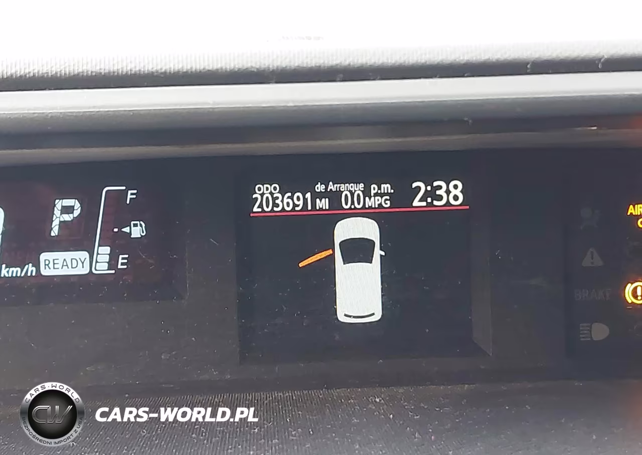 2016 Toyota Prius C Persona Series VIN:JTDKDTB30G1122674 - 15
