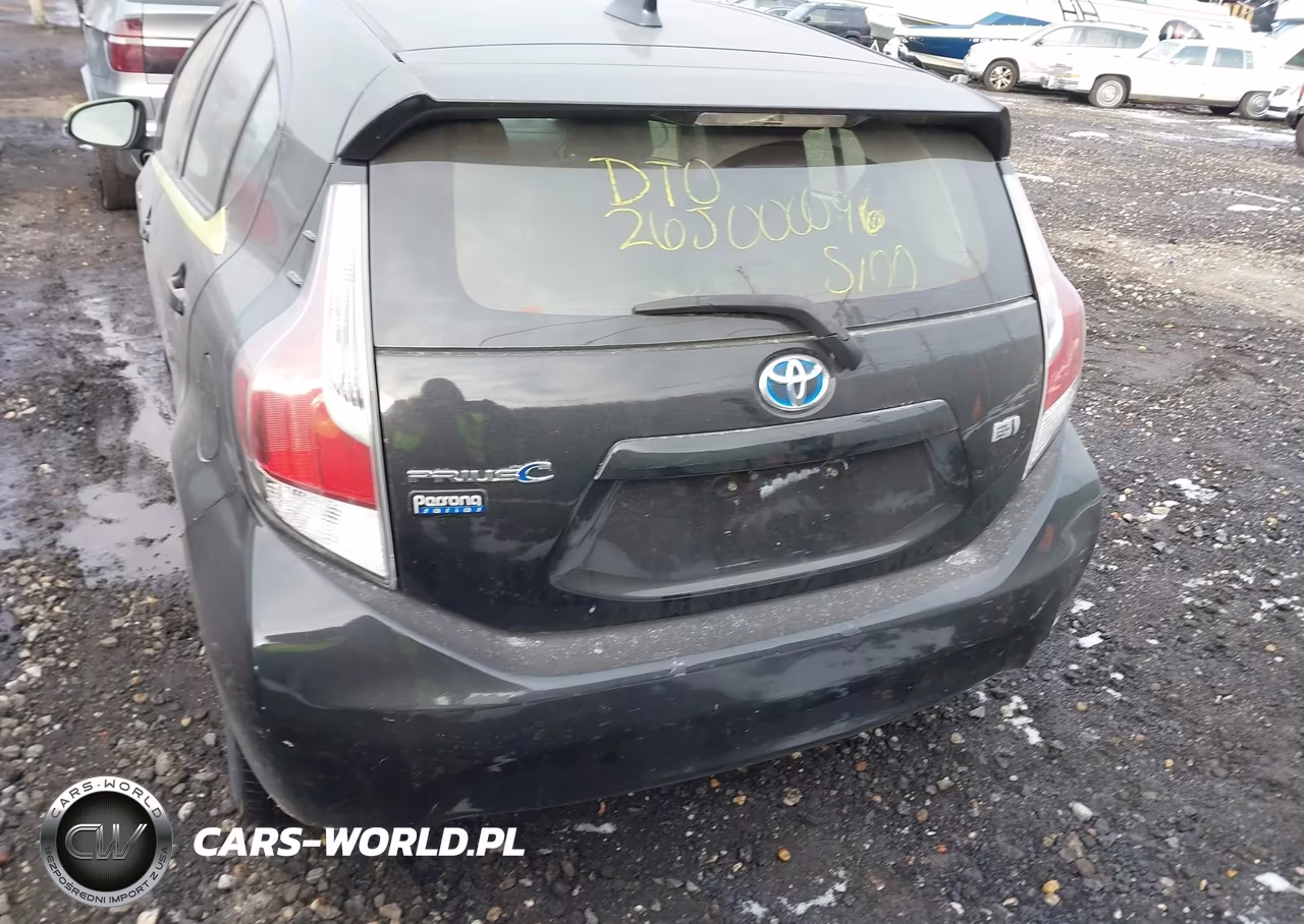 2016 Toyota Prius C Persona Series VIN:JTDKDTB30G1122674 - 16
