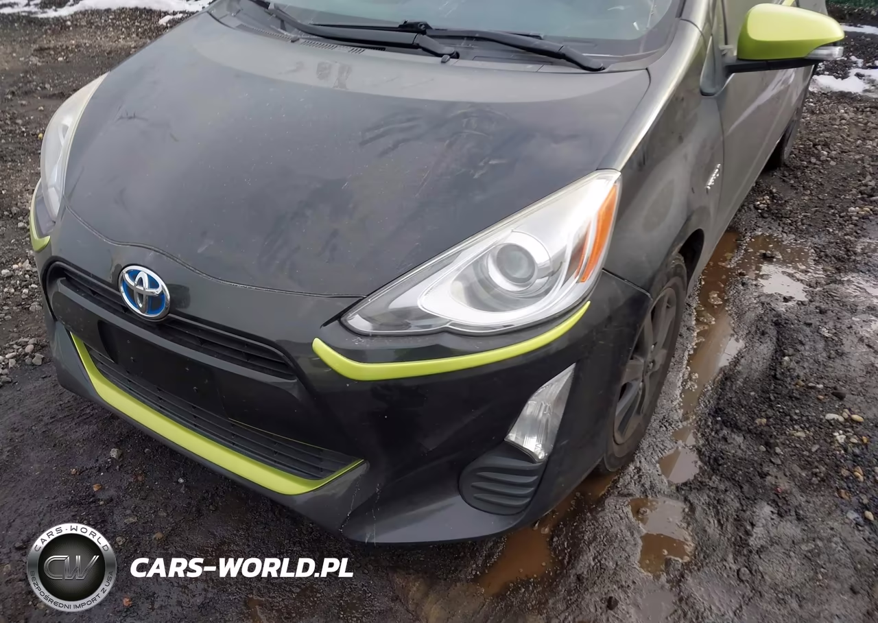 2016 Toyota Prius C Persona Series VIN:JTDKDTB30G1122674 - 6