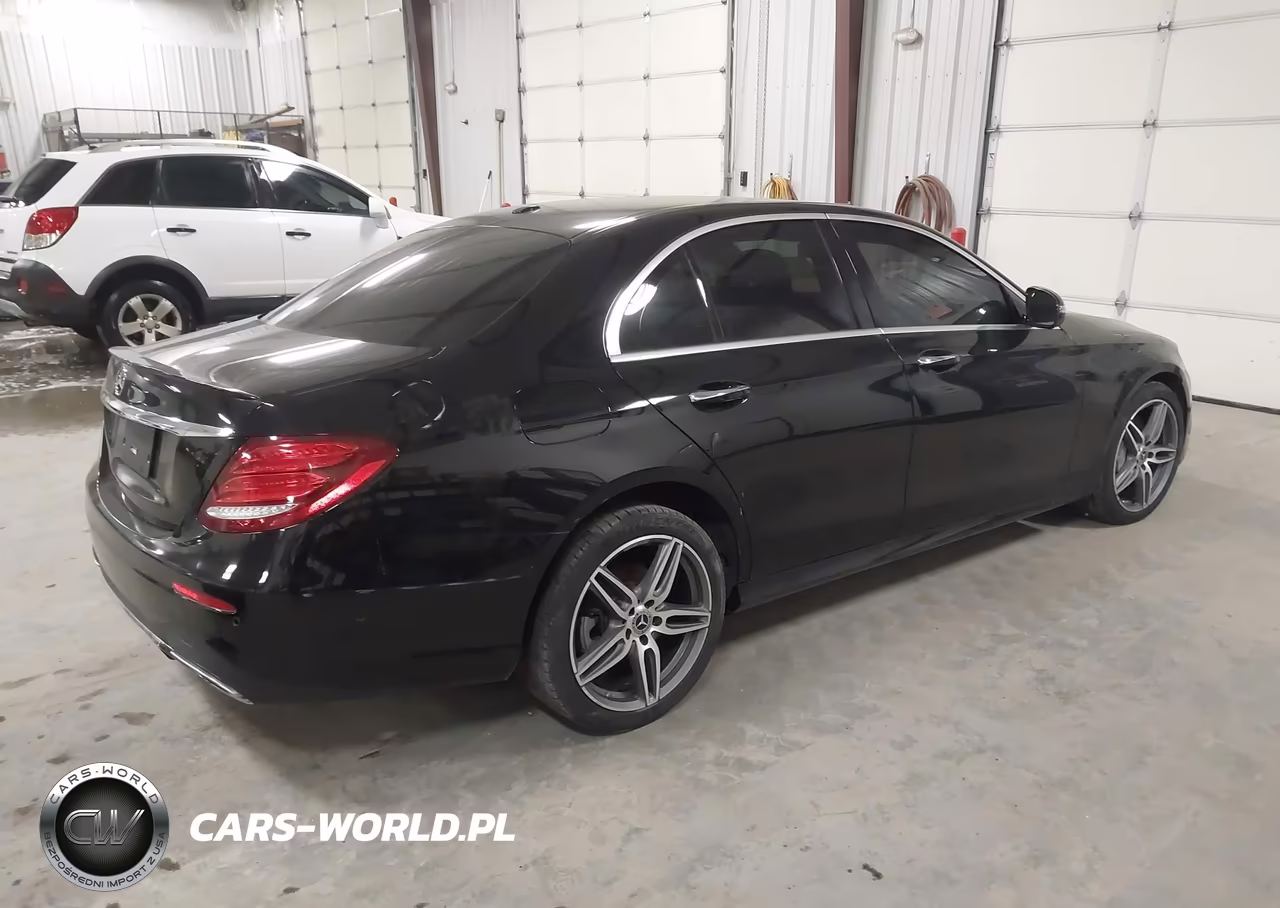 2018 Mercedes-Benz E 300 VIN:WDDZF4JB7JA343340 - 4