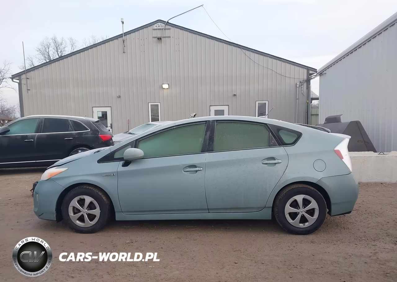2013 Toyota Prius Four VIN:JTDKN3DU1D5618123 - 14
