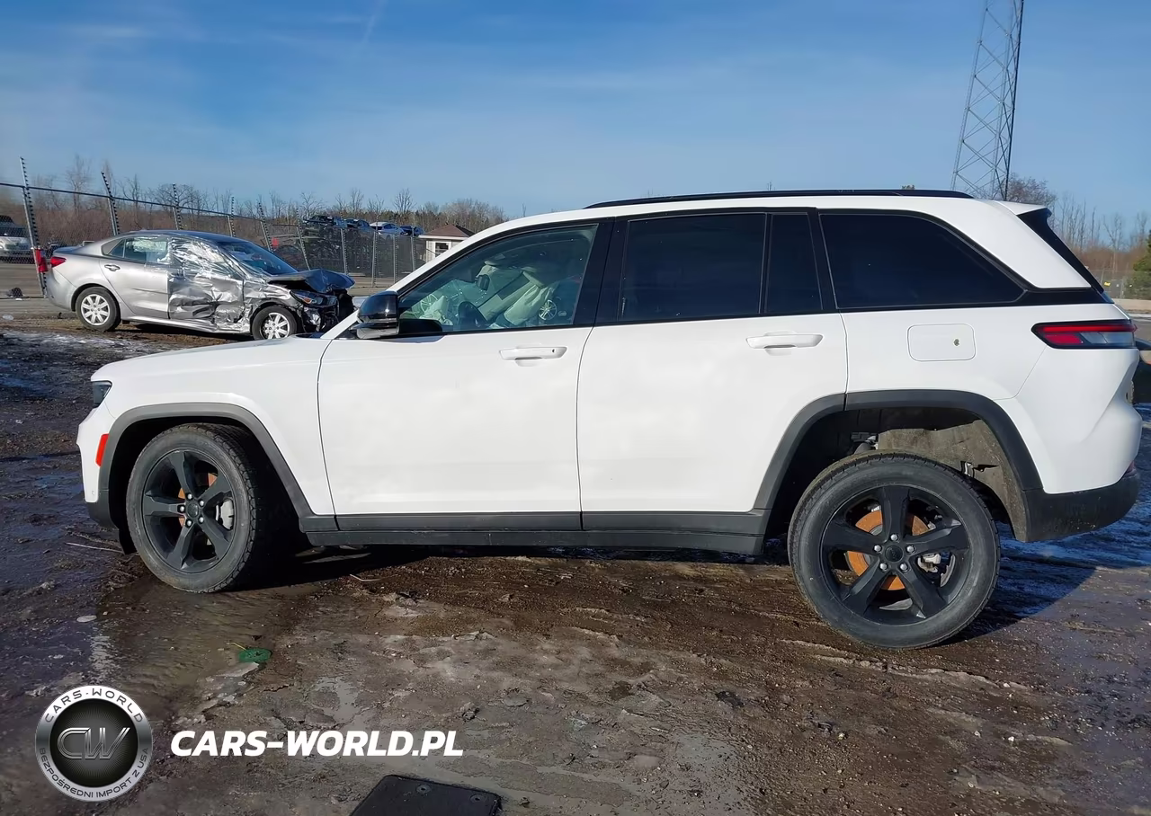 2023 Jeep Grand Cherokee Limited VIN:1C4RJHBG7PC556750 - 13