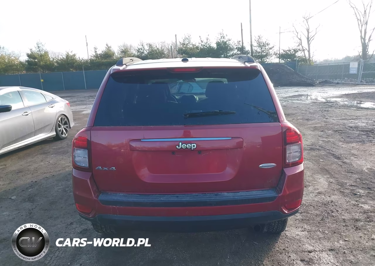 2014 Jeep Compass Latitude VIN:1C4NJDEB9ED825751 - 16