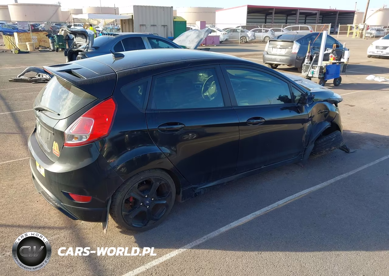 2019 Ford Fiesta St VIN:3FADP4GX8KM103132 - 4