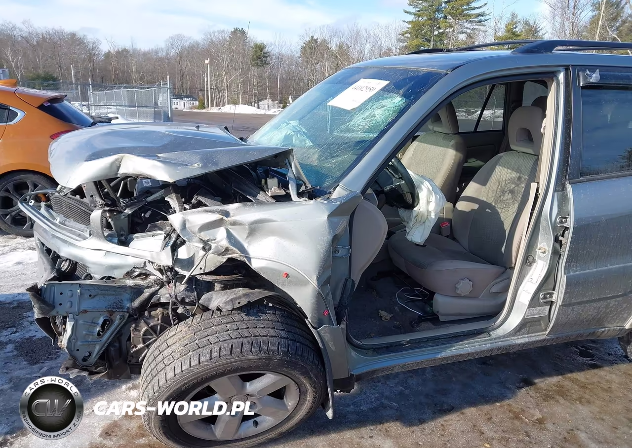 2004 Toyota Rav4 VIN:JTEHD20V240001182 - 6