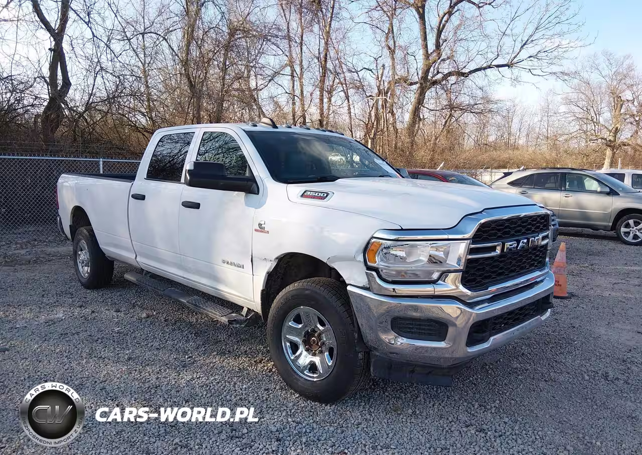 2021 Ram 3500 Tradesman 4X4 8' Box