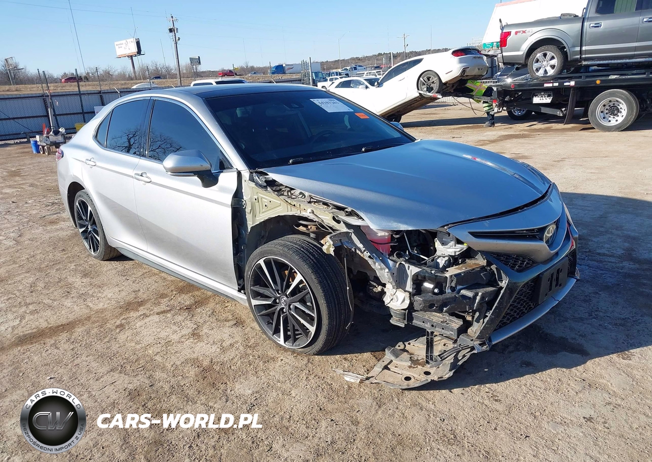 2020 Toyota Camry Xse