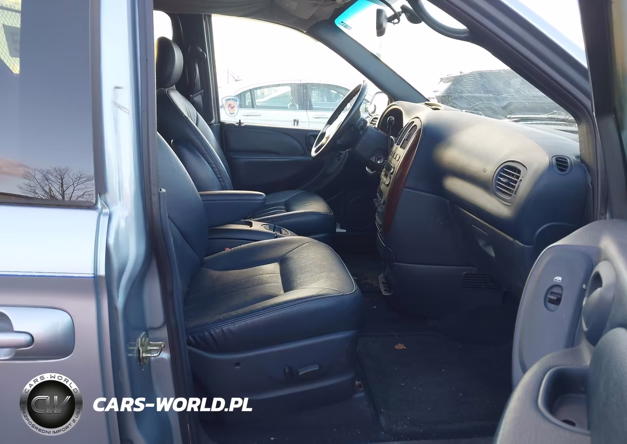 2003 Chrysler Town & Country Lxi VIN:2C8GP54L63R105338 - 5
