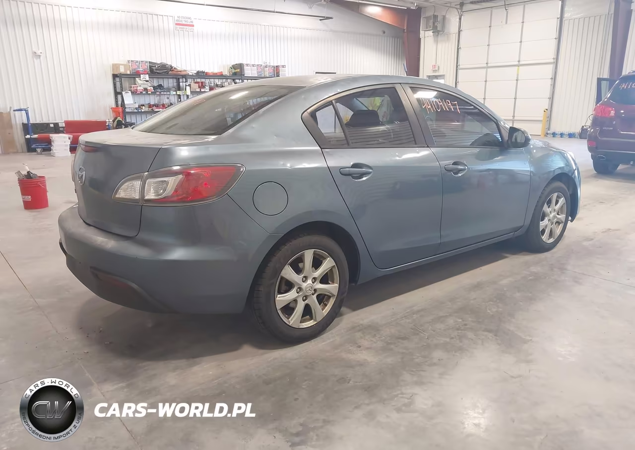 2011 Mazda Mazda3 I Touring VIN:JM1BL1VF0B1487300 - 4