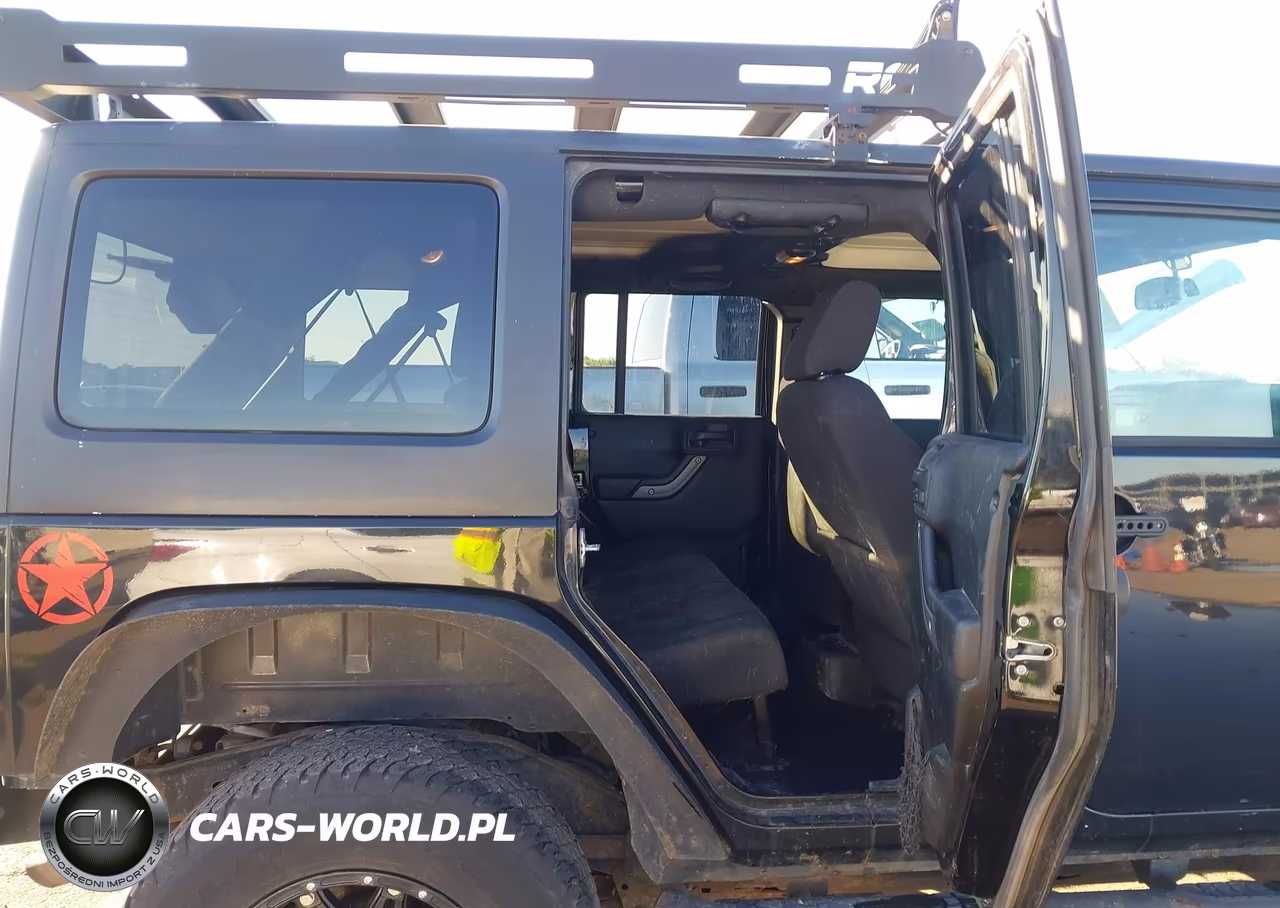 2013 Jeep Wrangler Unlimited Sport VIN:1C4BJWDG1DL621817 - 8